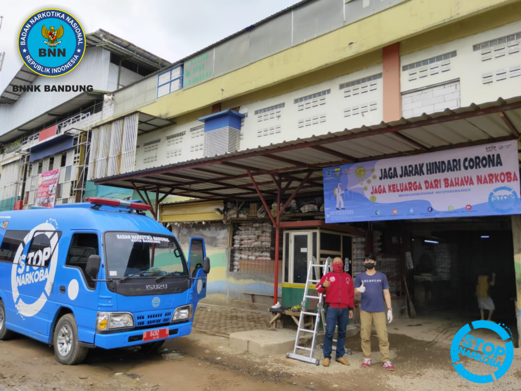 BNN Kota Bandung beri Himbauan Cegah Narkoba dan Covid-19 kepada Masyarakat BNN Kota Bandung beri Himbauan Cegah Narkoba dan Covid-19 kepada Masyarakat