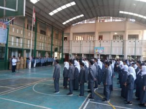 BNN Kota Bandung menjadi Pembina Upacara di Sekolah
