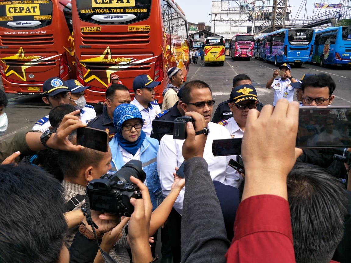 Jelang Lebaran, Supir Bus Jalani Pemeriksaan Urine Dalam Operasi Ketupat 2019