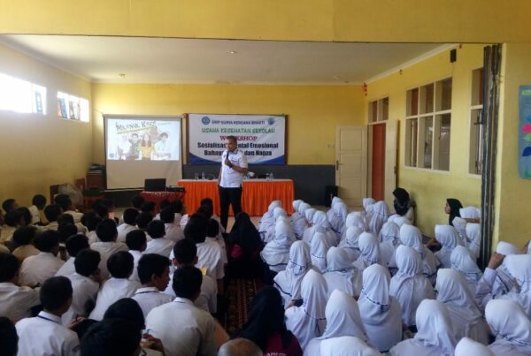 BNN Kota Bandung menyapa Pelajar SMP Surya Kencana Bhakti Bandung
