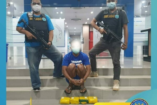 PENGUNGKAPAN PEREDARAN GELAP NARKOTIKA JENIS SABU DI WILAYAH PROVINSI JAWA BARAT