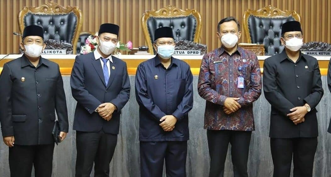 DPRD Kota Bandung menetapkan Rancangan Peraturan Daerah P4GNPN menjadi PERDA Kota Bandung