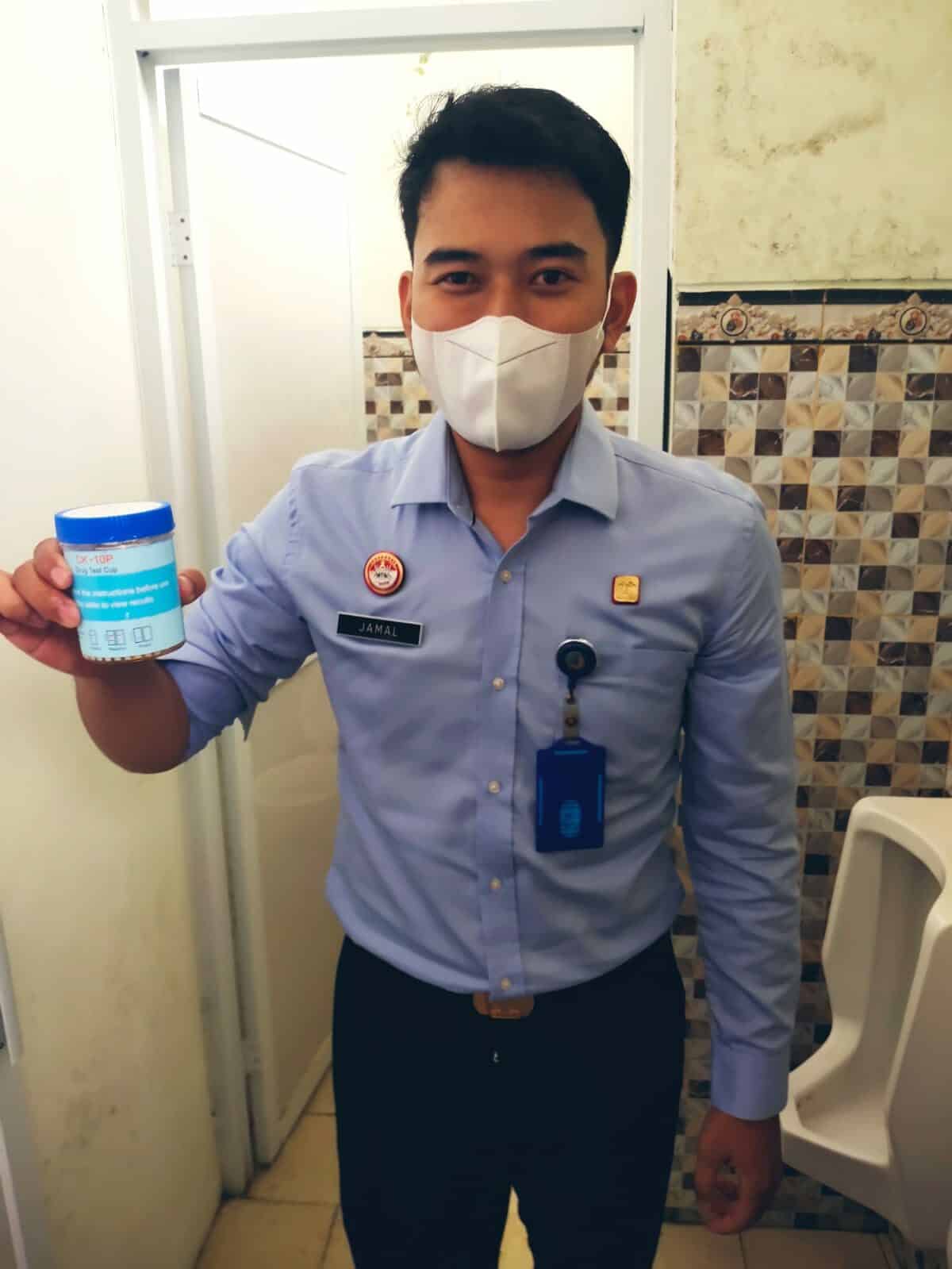 RUTAN PEREMPUAN KELAS II BANDUNG GANDENG BNN GELAR TES URINE