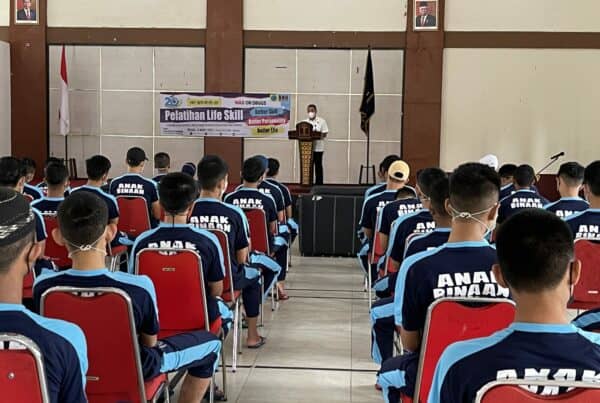 Dalam Rangka HUT BNN Ke-20, BNN Kota Bandung Beri Pelatihan Life Skill untuk Andikpas dan Pegawai ASN LPKA Kelas II Bandung