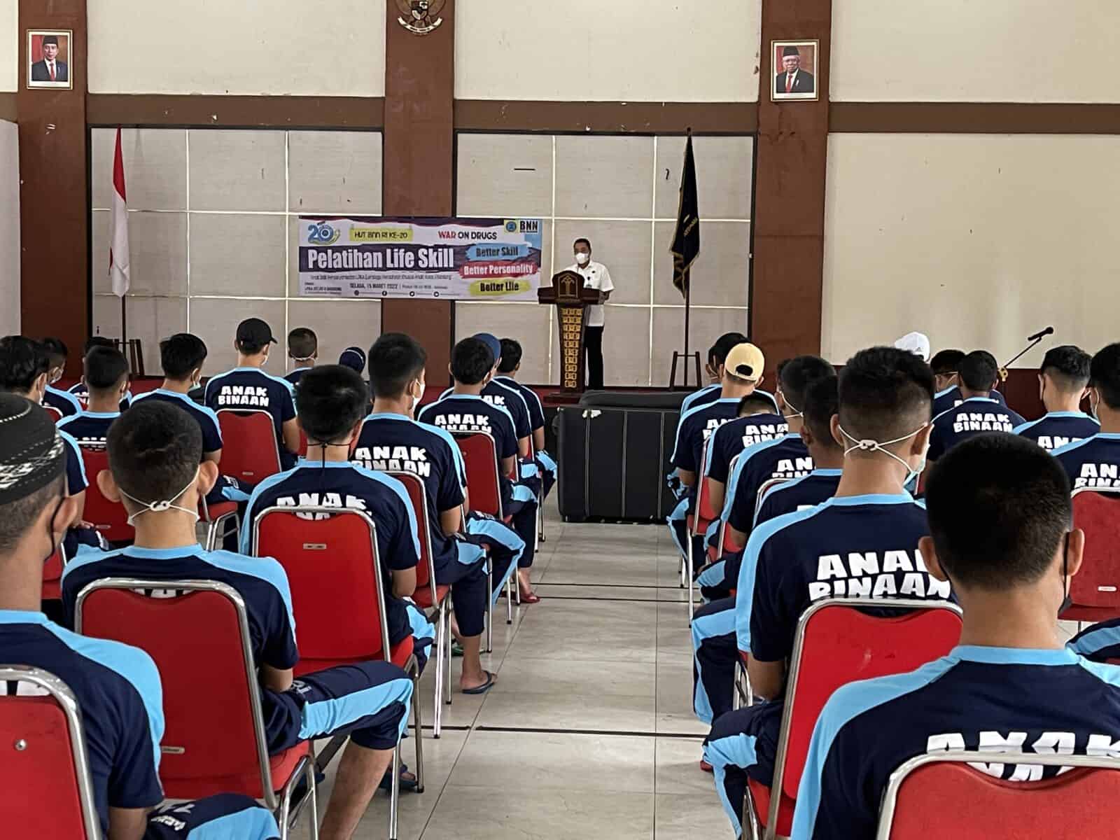 Dalam Rangka HUT BNN Ke-20, BNN Kota Bandung Beri Pelatihan Life Skill untuk Andikpas dan Pegawai ASN LPKA Kelas II Bandung